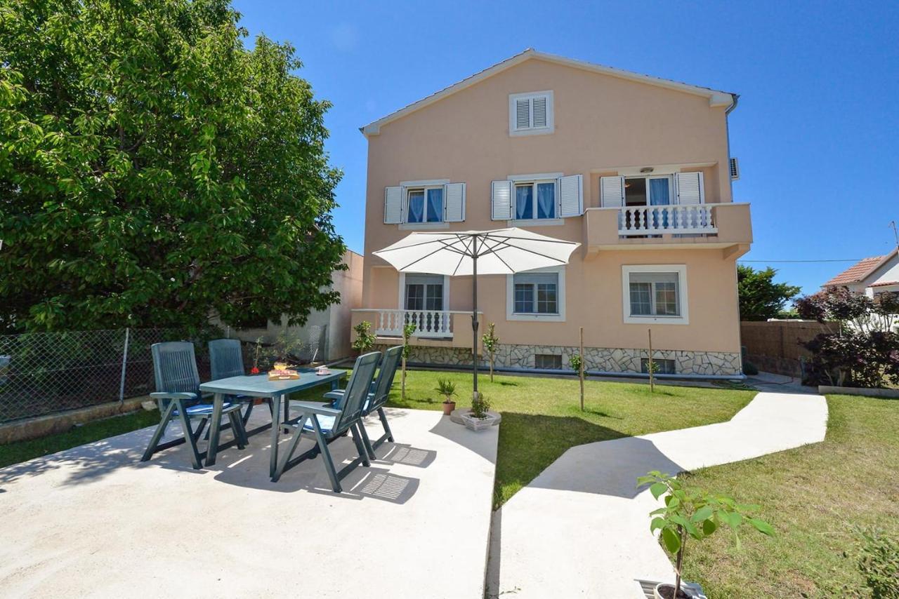 Sreca Apartment Near Beach With Bbq 比比涅 外观 照片